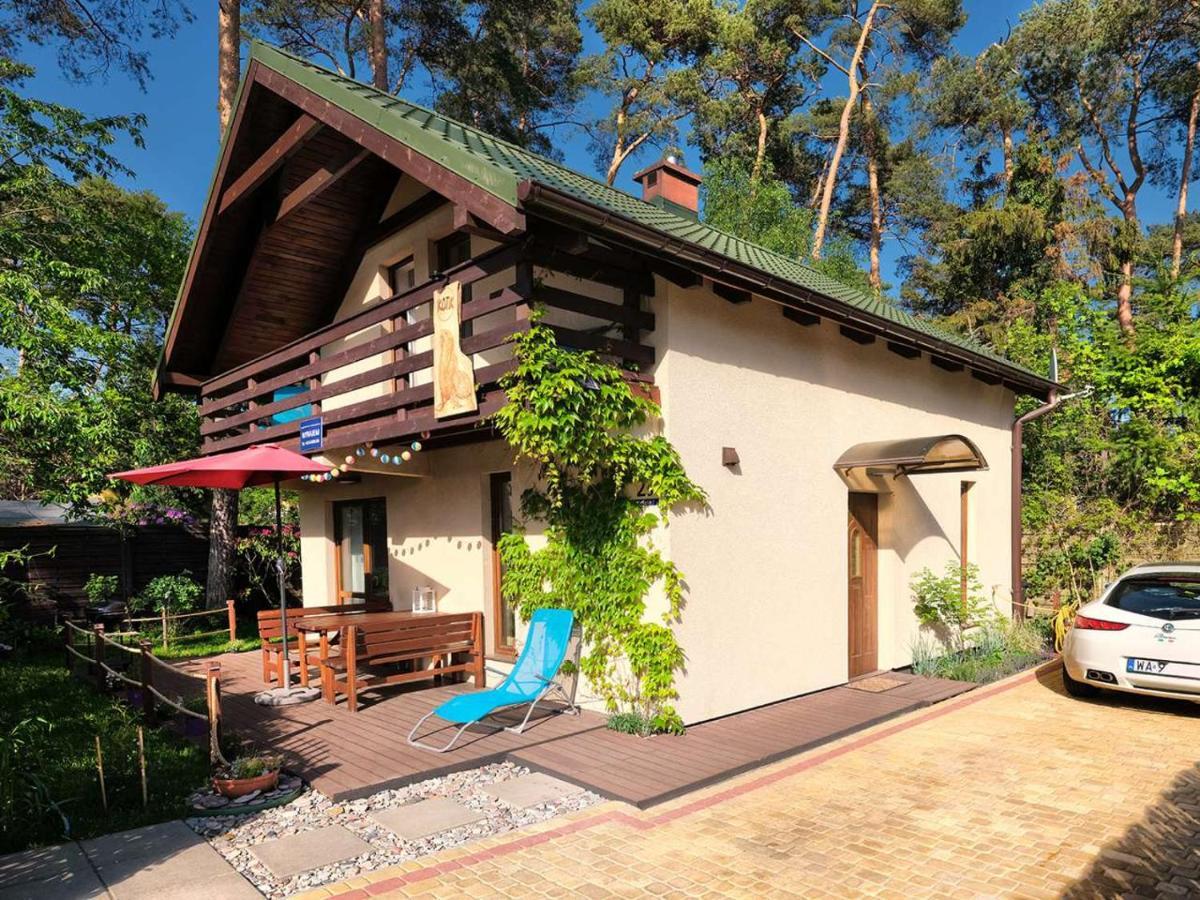 Villa Dom Kotik W Lukecinie Esterno foto
