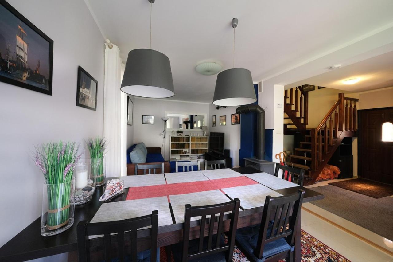 Villa Dom Kotik W Lukecinie Esterno foto
